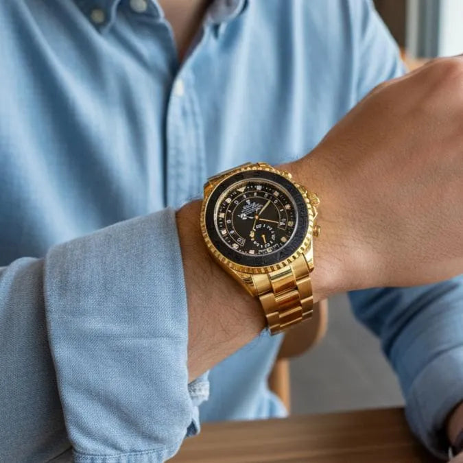 Men's Gold Quartz Watch with Black Dial & Stainless Steel Strap