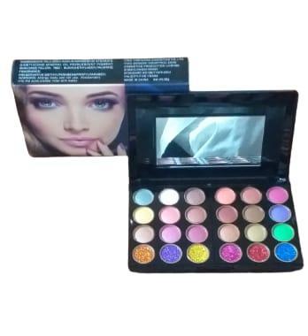35 Glowing Makeup Palette for Pakistani Women