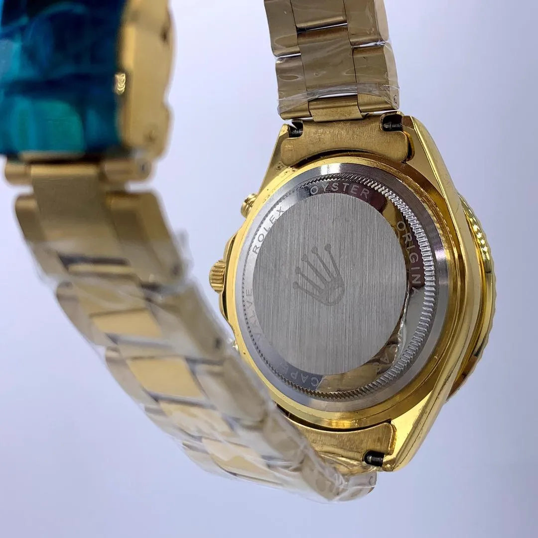 Men's Gold Quartz Watch with Black Dial & Stainless Steel Strap